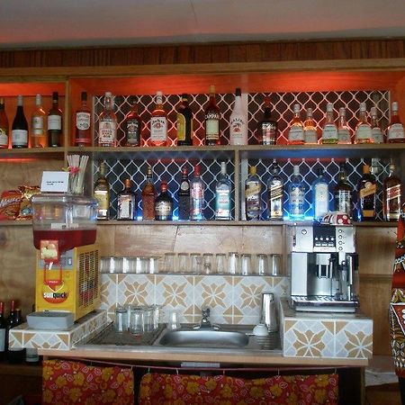 Red Mansion Comfort Inn Ονιάρα Εξωτερικό φωτογραφία