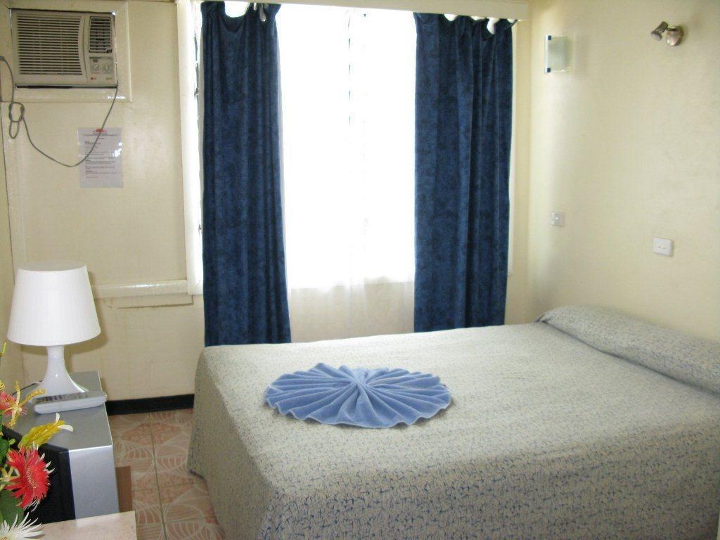 Red Mansion Comfort Inn Ονιάρα Δωμάτιο φωτογραφία